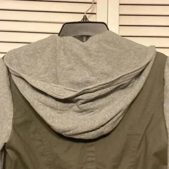 Inc international Concepts Army Green Light Jacket Size S - Picture 5 of 6